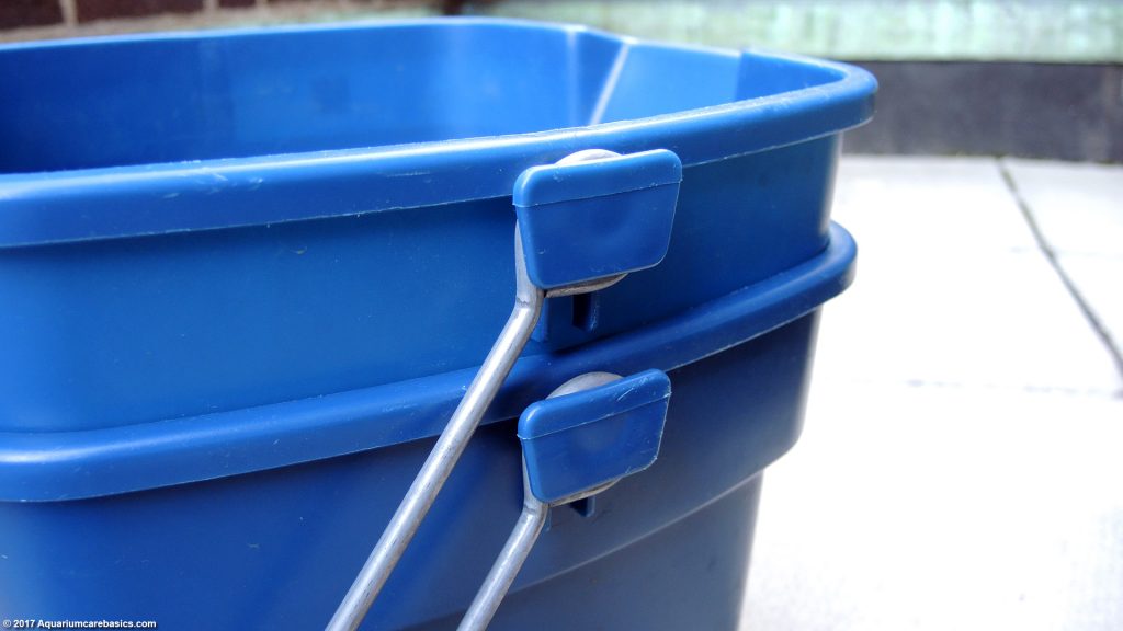 Aquarium Buckets An Important Aquarium Accessory