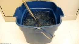 Aquarium Water Change Bucket Filling